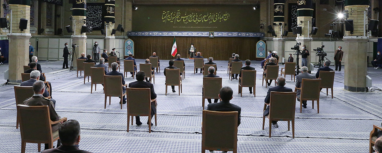 كلمة الإمام الخامنئيّ (دام ظله) في لقاء رئيس الجمهوريّة وأعضاء الحكومة 
